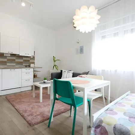 Old Town Stylish Andi * Zadar